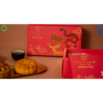 Hộp Bánh Trung Thu 2 bánh 1 trứng 150g - COMBO SUPER A6 - Thành Long (300g) - VIỆT NAM