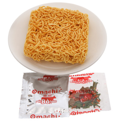Thùng 30 gói mì khoai tây Omachi xốt bò hầm 80g