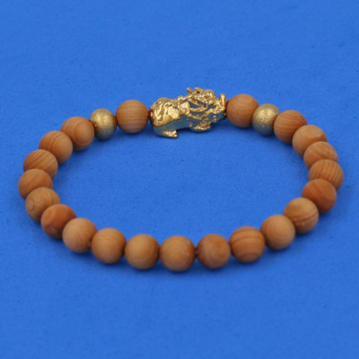 Chuỗi đeo tay Gỗ Hoàng Đàn 6 ly cẩn Tỳ Hưu inox vàng VGHDTHHBV6