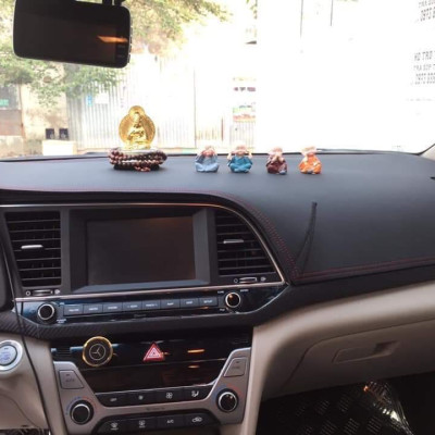 Thảm da Taplo vân carbon Cao cấp dành cho xe Toyota Altis 2014-2019