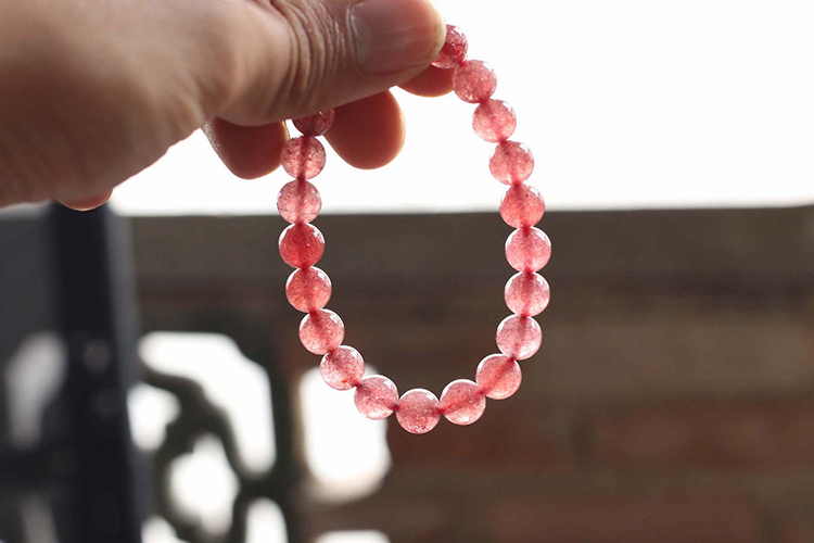 Thạch Anh Ưu Linh Dâu Đỏ Myanmar 9mm Ngọc Quý Gemstones VT131