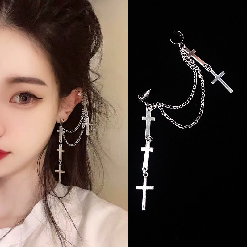 Bông tai unisex hai chuỗi chữ thập trắng không đối xứng