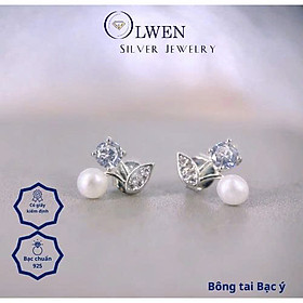 Bông tai nụ bạc Ý với thiết kế độc đáo, kết hợp hài hòa giữa hình ảnh lá cây và viên ngọc trai, nhẹ nhàng, tinh tế, phong cách sang trọng, phù hợp đi làm, đi tiệc - BM353.2