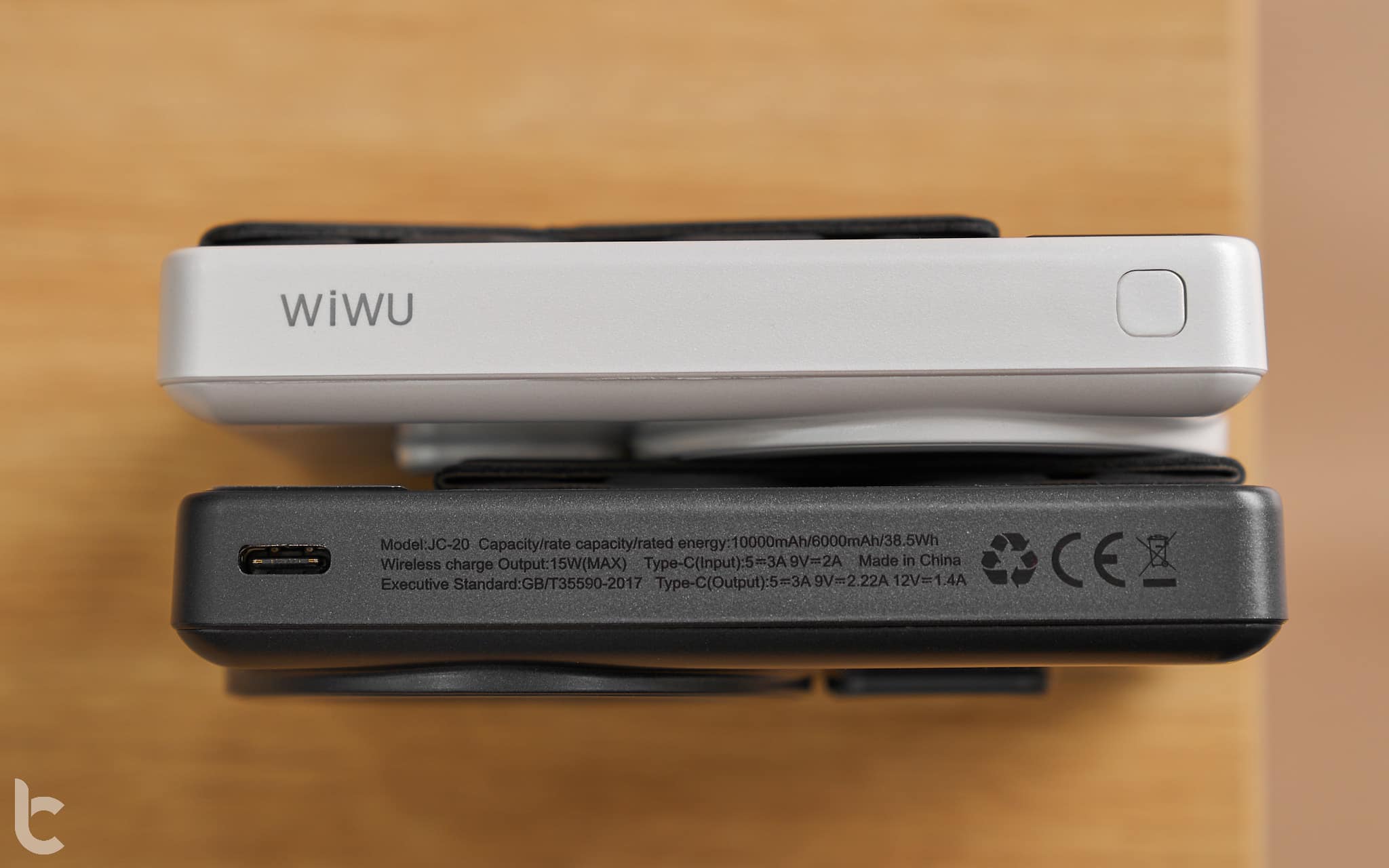 Pin/ Sạc Dự Phòng Không Dây Hít Từ Tính WIWU JC-20 10.000mAh - Hàng Chính Hãng