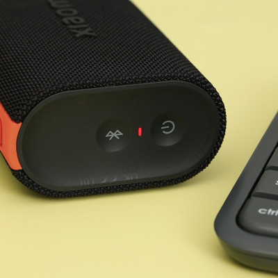 Loa Bluetooth Xiaomi Sound Pocket - Hàng Nhập Khẩu