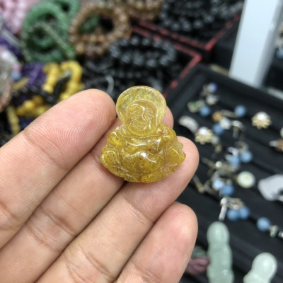Mặt dây chuyền phật Di Lặc đá thạch anh tóc vàng