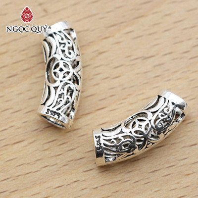 Combo 2 cái charm bạc hình trụ dài xỏ ngang họa tiết hoa văn - Ngọc Quý Gemstones
