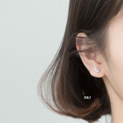Hoa Tai Nhành Lá XinhBạc Hiểu Minh HT286