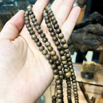 Vòng tay 108 hạt trầm hương thiên nhiên - Phi Long