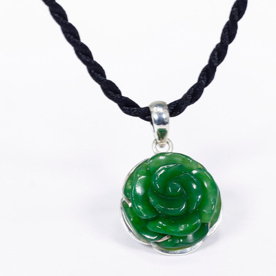 Mặt dây chuyền hoa mẫu đơn ngọc bích bọc bạc mệnh hỏa, mộc - Ngọc Quý Gemstones
