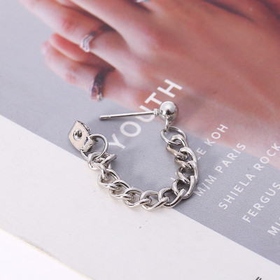 Khuyên tai xích trước sau basic phong cách đường phố