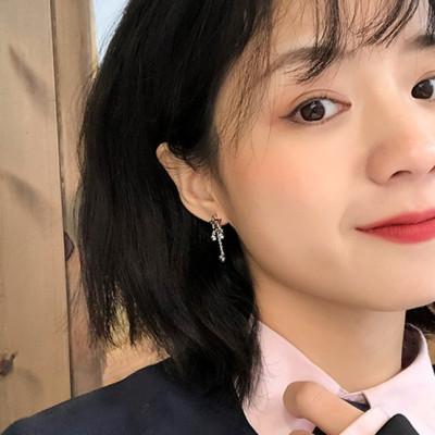 Bông tai S925 ngôi sao đính đá tòng teng