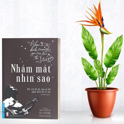Nhắm Mắt Nhìn Sao - Tự Truyện Nhạc Sĩ Khiếm Thị Hà Chương