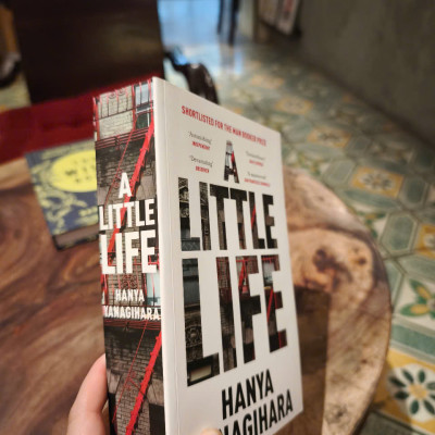 Sách - A Little Life by Hanya Yanagihara - The Million-Copy Bestseller / Fiction in English