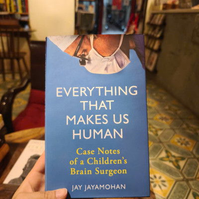 Sách - Everything That Makes Us Human: Case Notes of a Children