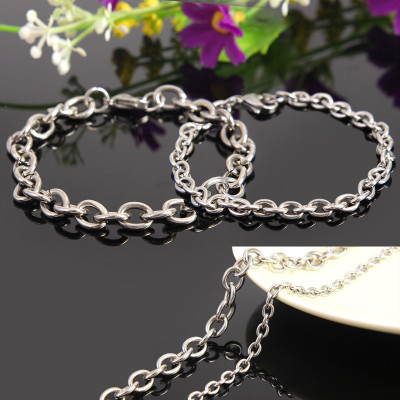 Set 2 vòng đeo tay hợp kim không gỉ