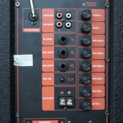 Loa Kéo Di Động Karaoke Bass 40 BMD LK-40B80 (800W) 4 Tấc - Màu Ngẫu Nhiên - Chính Hãng