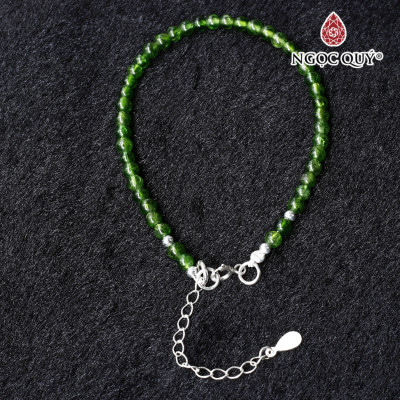 Vòng tay đá diopside hạt mini khóa bạc mệnh hỏa, mộc - Ngọc Quý Gemstones