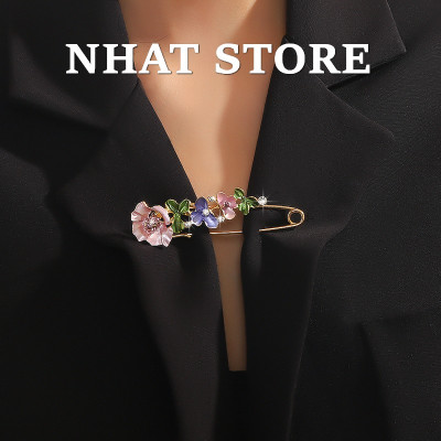 Ghim cài áo quần nam nữ thời trang nhiều kiểu lựa chọn