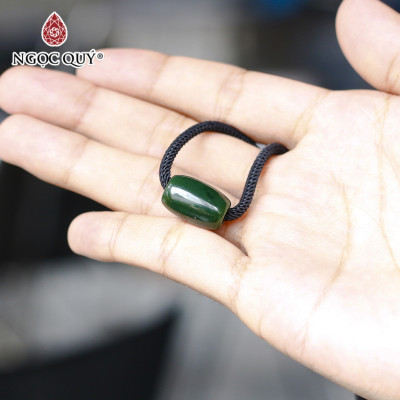 Mặt dây chuyền lu thống đá ngọc bích mệnh hỏa , mộc - Ngọc Quý Gemstones