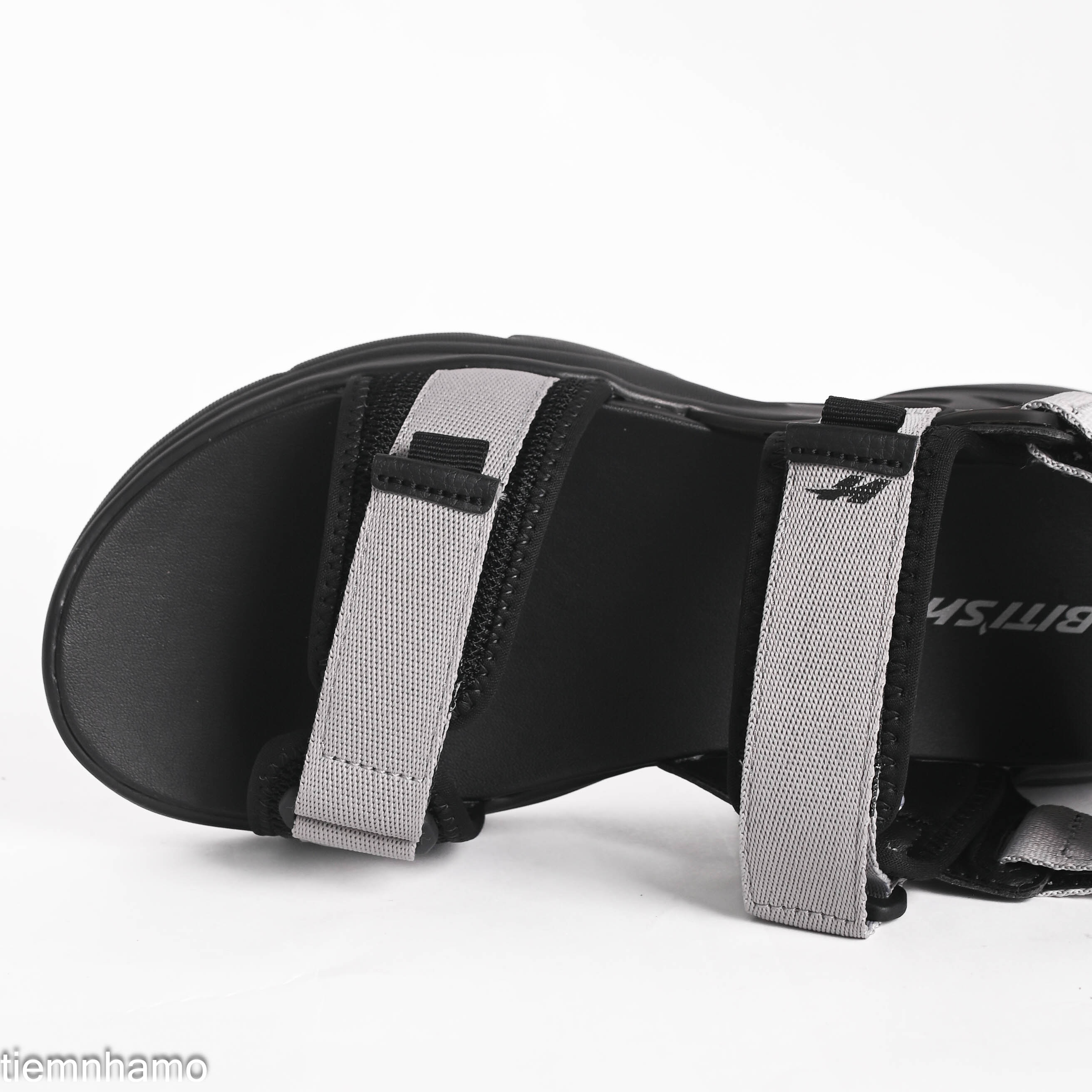 Sandal Biti
