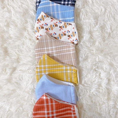 Combo 10 khẩu trang vải 3 lớp nhiều màu ngẫu nhiên