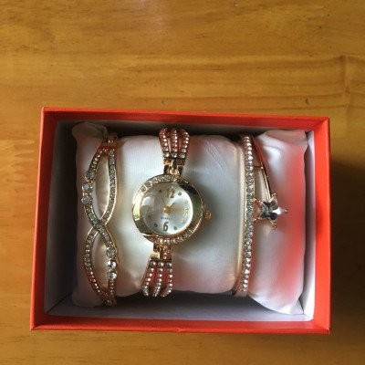 Combo phụ kiện đeo tay  3 món , phong cách thanh lịch thời trang  sang trọng cho nữ 