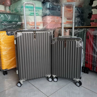 Bộ 2 cái Vali kéo du lịch gia đình Tundo nhựa ốp góc chống va đập size 20 và 24 đủ màu lựa chọn