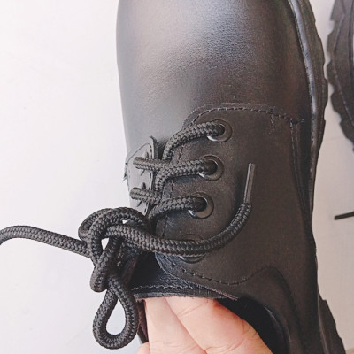 Giày bảo hộ lao động chống đinh, chống va đập, đế PVC chống dầu, dùng cho nhà xưởng, công trường