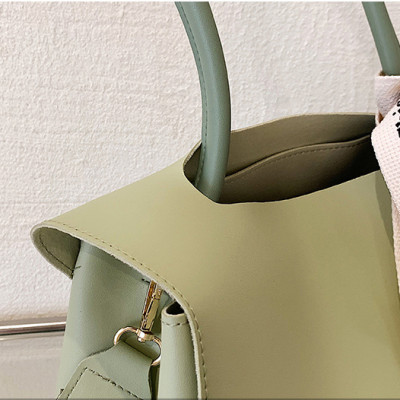 Túi xách nữ thời trang công sở cao cấp phong cách dễ thương – BEE GEE TN1074