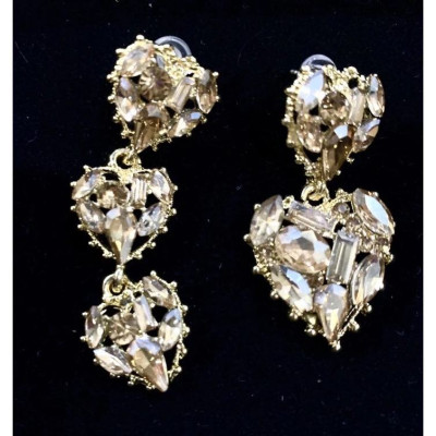 Earrings đeo tai cao cấp hình trái tim thời trang cho nữ