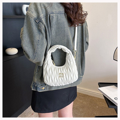 Túi xách nữ thời trang công sở cao cấp phong cách dễ thương – BEE GEE TN1106