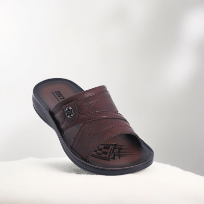 Dép quai ngang Biti