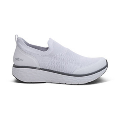 Giày thể thao sức khỏe nam Aetrex Dash White - sneaker dạng xỏ, đế nâng vòm cân chỉnh chân