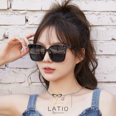 Kính râm đen gọng to , kính mát  nam nữ , chống tia UV , chống bụi ,phong cách thời trang Hàn Quốc , hiện đại , trẻ trung , sôi động và cá tính  , kèm hộp đựng sang trọng