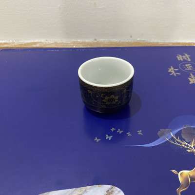 Chén lẻ cho bộ Ấm Pha Trà Cối Xay, Hoa Văn Đẹp Lòng Chén Trắng Sang Trọng, Chén uống trà cao cấp
