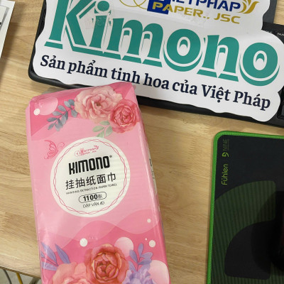 COMBO 10 bịch giấy treo tường đa năng KIMONO hoa hồng 4 lớp dạng rút 1100 tờ tặng kèm 2 móc treo đôi