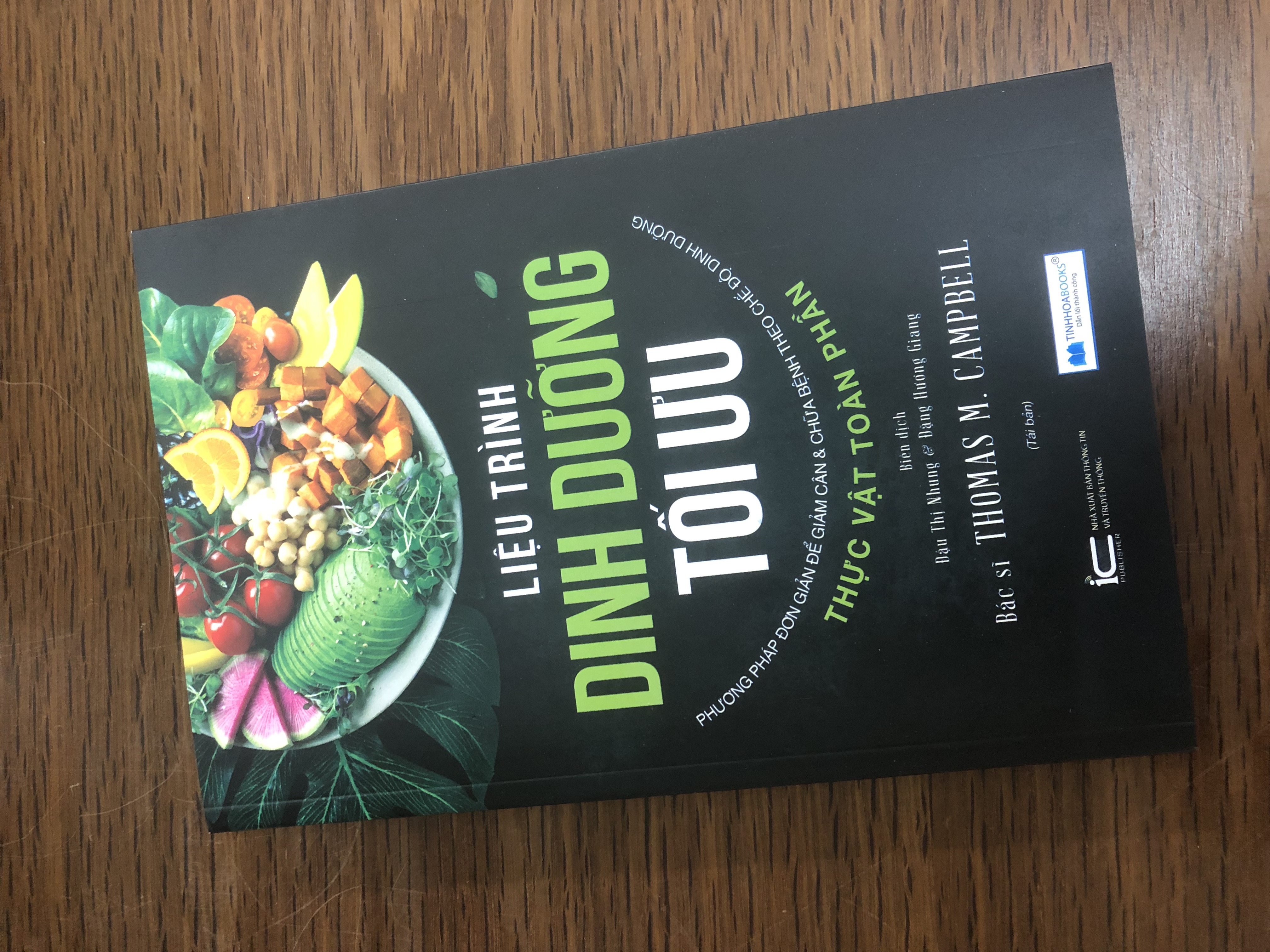 Sách Dinh dưỡng toàn phần: Liệu trình dinh dưỡng tối ưu (TB)