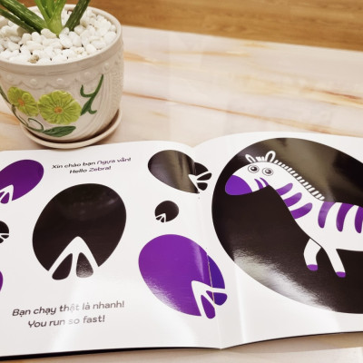 1 Cuốn Trong Trọn Bộ 6 Cuốn Ehon  Kích Thích Thị Giác cho bé Song Ngữ Việt Anh - In mực chiết xuất tự nhiên - Chất liệu giấy ảnh chịu nước, chống thấm nước - Bé gặm nhấm không rách