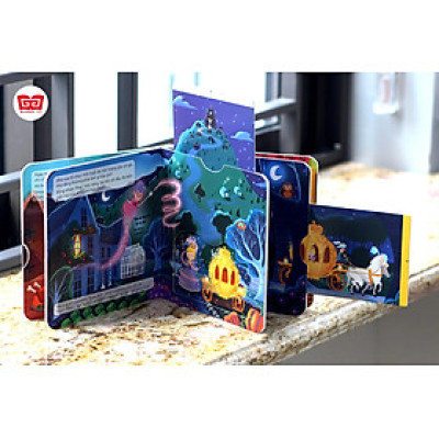 Sách Chuyển Động First Stories - Cậu Bé Rừng Xanh