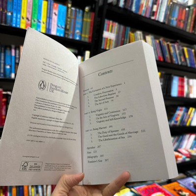 Sách - The History of Sexuality: Volume 4: Confessions of the Flesh (Penguin Modern Classics)