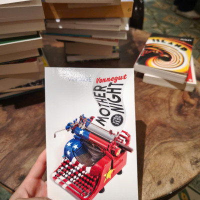 Sách - Mother Night by Kurt Vonnegut - Fiction / Classics in English