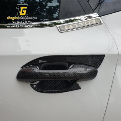 Bộ ốp tay nắm cửa, hõm cửa xe KIA Seltos 2020 vân Carbon