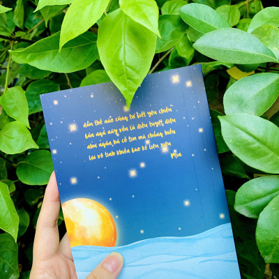 Sách - Radio 52 Hz: Tiếng nói của kẻ cô đơn