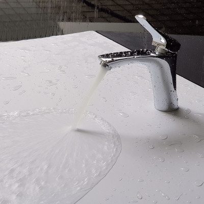 Vòi lavabo nóng lạnh Eurolife EL-1002S (Trắng bạc)