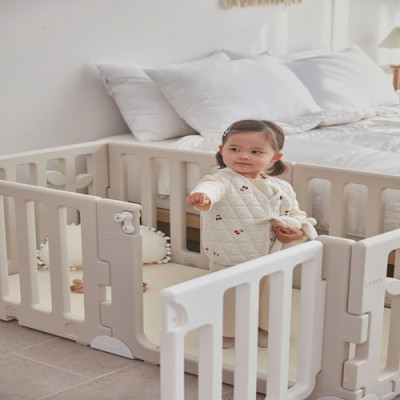 Leaf Babyroom Circle  - Hàng rào chắn / Quây cũi nhựa kiểu dáng hình chiếc lá bảo vệ an toàn cho bé Sản Xuất tại Hàn Quốc