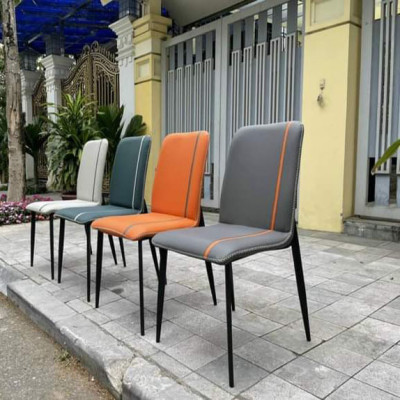 Bộ bàn ăn bếp từ hiện đại chống trầy xước, chống ố vàng kèm ghế