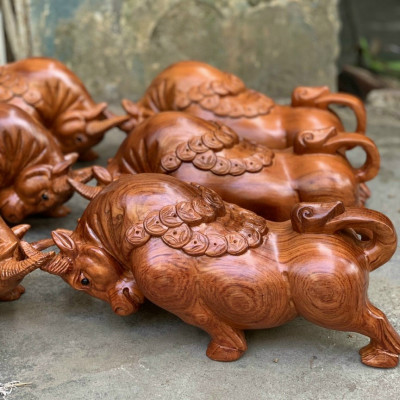 Cặp bò tót bằng gỗ hương đá kt 30×15×14cm