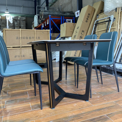 Bộ bàn ăn bếp từ hiện đại chống trầy xước, chống ố vàng kèm ghế