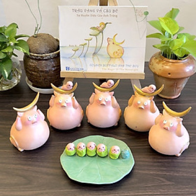 Tượng Gốm Thủ Công - Vẽ tay "Pig Moon"-Heo nhỏ nhặt Ánh Trăng Tri Thức-Tượng may mắn - trang trí dễ thương - Pig Moon Bookstore
